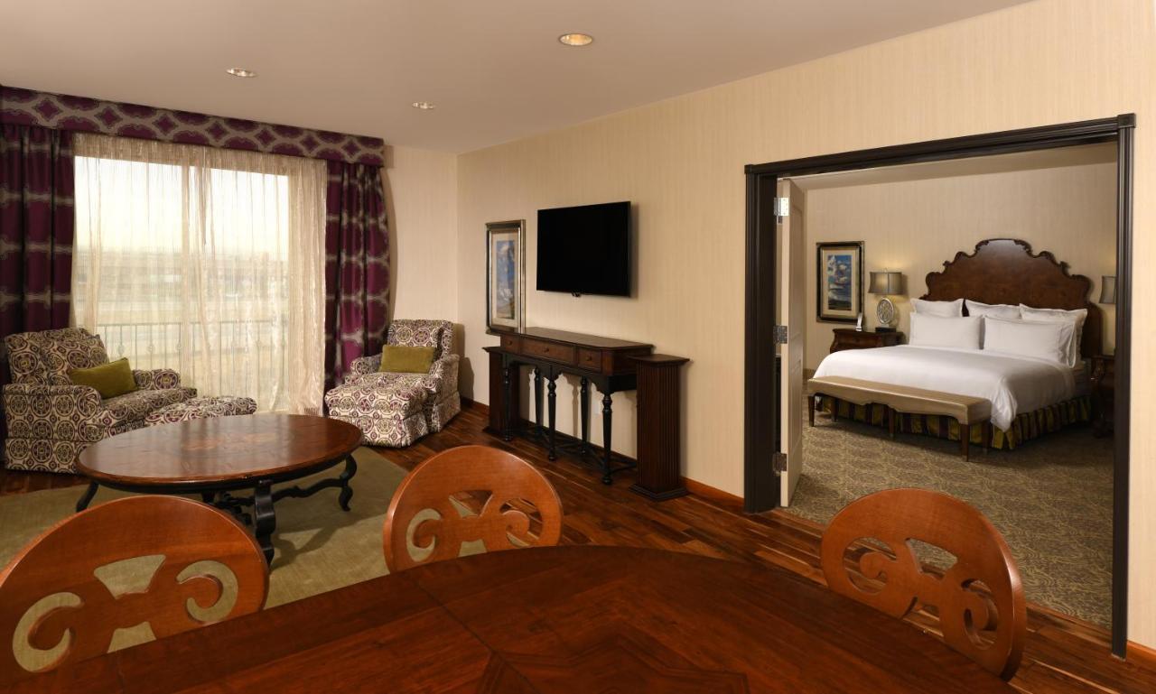 Woolley'S Classic Suites Denver Airport Aurora Eksteriør bilde